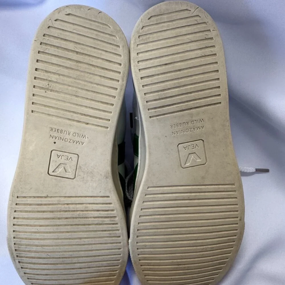 Veja White & Green Kids/Womens Tennis Shoes 5M/7M
